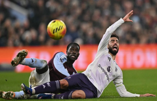 "Mançester Yunayted" səfərdə "Aston Villa"ya məğlub olub