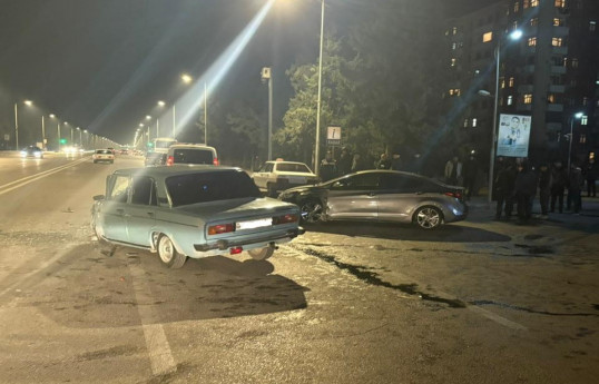 Mingəçevirdə iki avtomobilin toqquşması nəticəsində üç nəfər xəsarət alıb