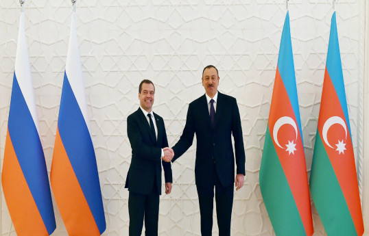 Rusiya Federasiyası Təhlükəsizlik Şurası sədrinin müavini Dmitri Medvedev, Azərbaycan Prezidenti İlham Əliyev