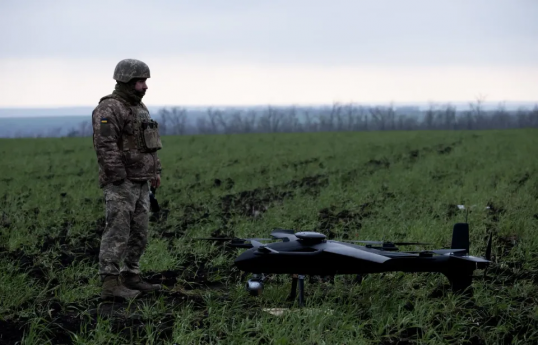 KİV: Fransa hərbçiləri Donbasda müharibə şəraitində dronları idarə etməyi öyrənirlər