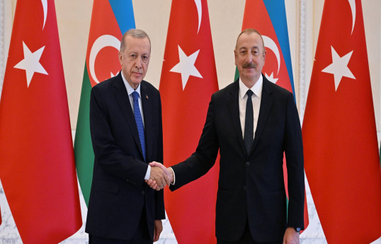 Türkiyə Respublikasının Prezidenti Rəcəb Tayyib Ərdoğan və Azərbaycan Respublikasının Prezidenti İlham Əliyev