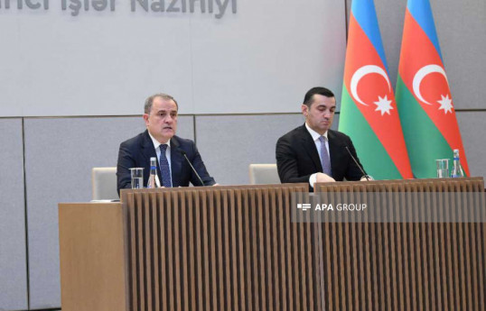 Xarici işlər naziri Ceyhun Bayramov, XİN-in Mətbuat xidməti idarəsinin rəisi Ayxan Hacızadə
