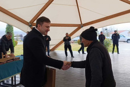 Növbəti köç karvanı Xocalının Seyidbəyli kəndinə çatıb - FOTO  - YENİLƏNİB 