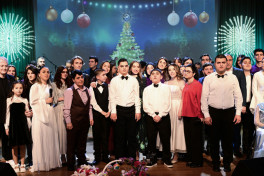 Leyla Əliyeva və Alena Əliyeva DOST İnklüziv İnkişaf və Yaradıcılıq Mərkəzini ziyarət ediblər - FOTO 