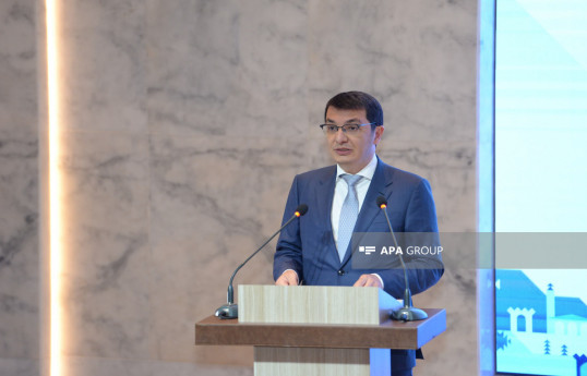 Elnur Əliyev: Azərbaycanın İƏT ölkələri ilə ticarət dövriyyəsi 3,5 milyard dollara çatıb