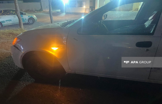 Bakıda minik maşını ilə velosiped toqquşub