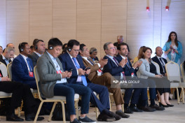 III Şuşa Qlobal Media Forumunun üçüncü günü başlayıb - FOTO 