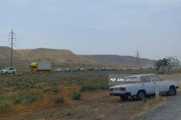 Bakı-Qazax magistralında yük maşını aşıb, taxıl yola dağılıb - FOTO  - VİDEO  - YENİLƏNİB 