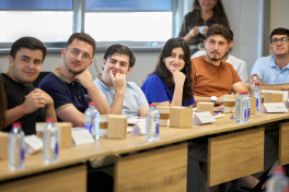 Azercell gənclər üçün “DataMinds Bootcamp” proqramına start verib