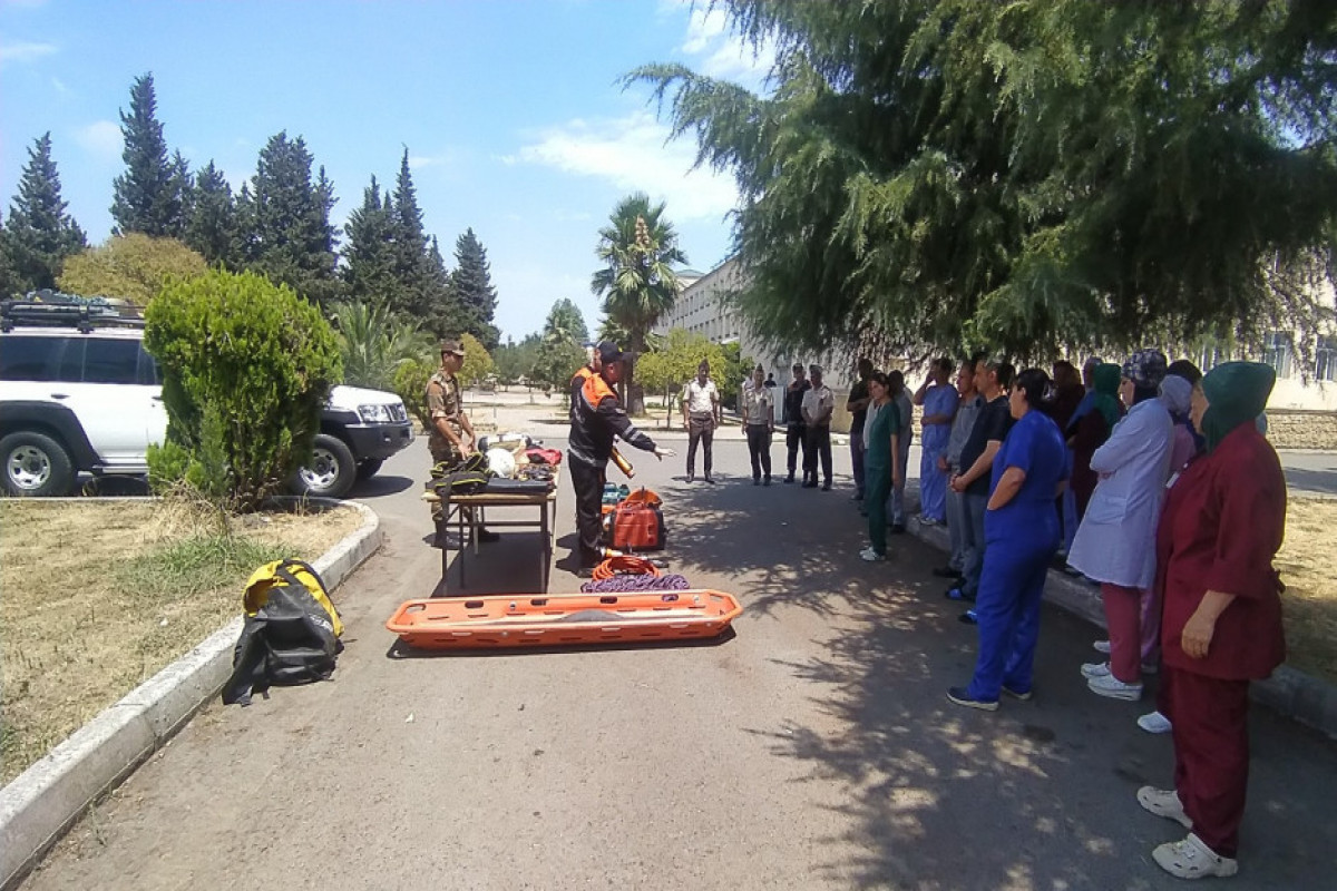 Fövqəladə hallarda davranış qaydaları ilə bağlı tədbir keçirilib- VİDEO 