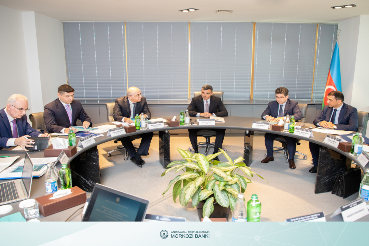 AMB sədri: Makroiqtisadi və maliyyə sabitliyi üzrə qanunvericiliyin təkmilləşdirilməsi vacibdir