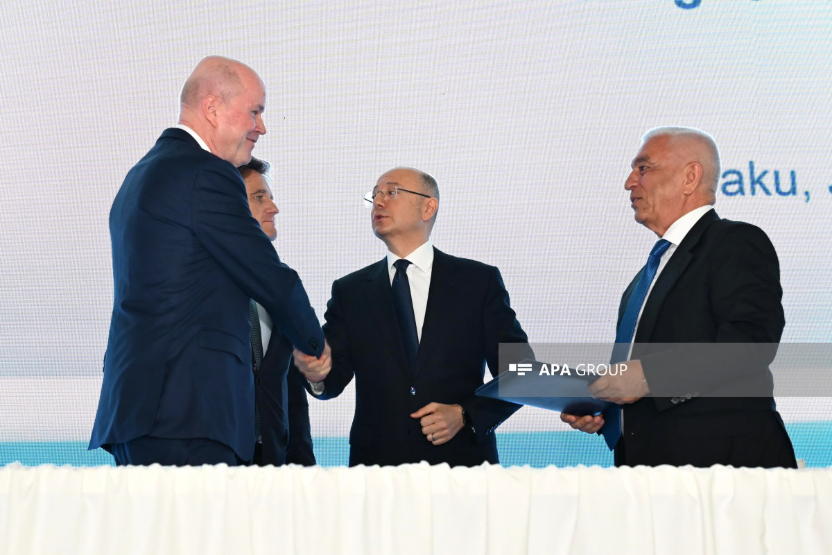 Bakı Enerji Həftəsində “yaşıl enerji” üzrə əməkdaşlıq sənədləri imzalanıb - YENİLƏNİB 
