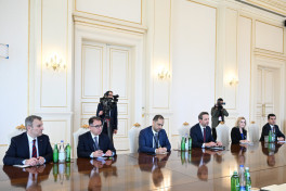 Prezident İlham Əliyev Türkiyənin energetika və təbii sərvətlər nazirini qəbul edib - YENİLƏNİB 