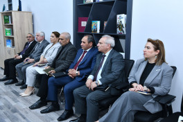 Universitetlərdə görüşlər keçirilir