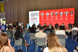 “TransLogistica Caspian” sərgisində “Dəmiryol nəqliyyatının rəqəmsallaşdırılması” mövzusunda panel keçirilib