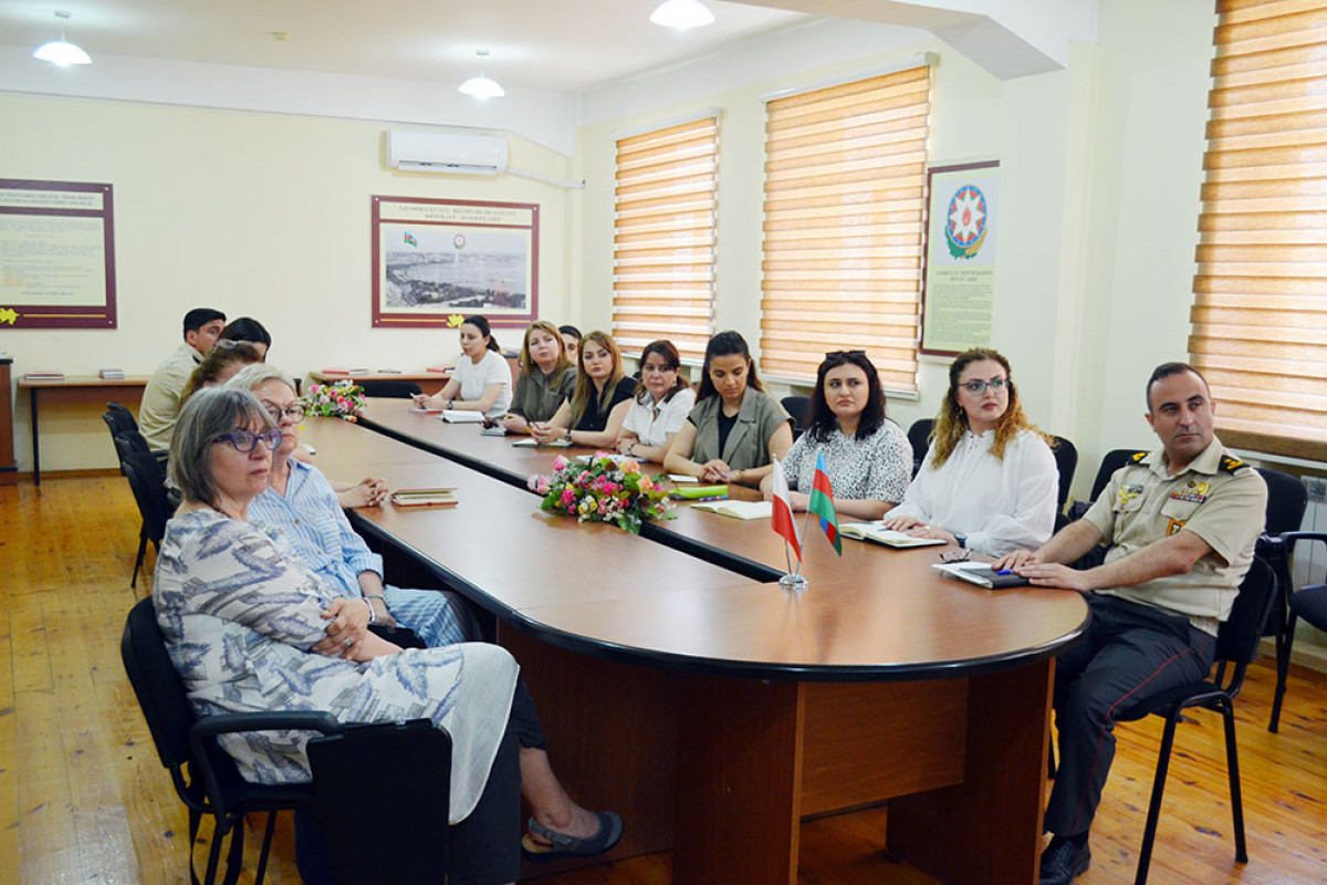 Polşa nümayəndə heyəti Bakıda Hərbi İnstitutda olub