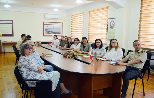 Polşa nümayəndə heyəti Bakıda Hərbi İnstitutda olub