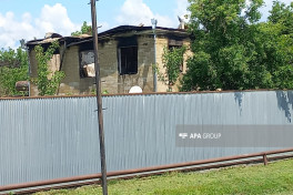Balakəndə 55 yaşlı kişi öz evini yandırıb - FOTO 