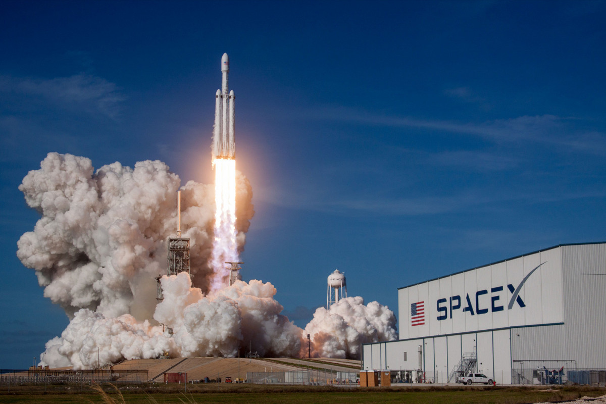 NASA və Pentaqon “SpaceX” raketlərinə alternativ tapmağa çalışır