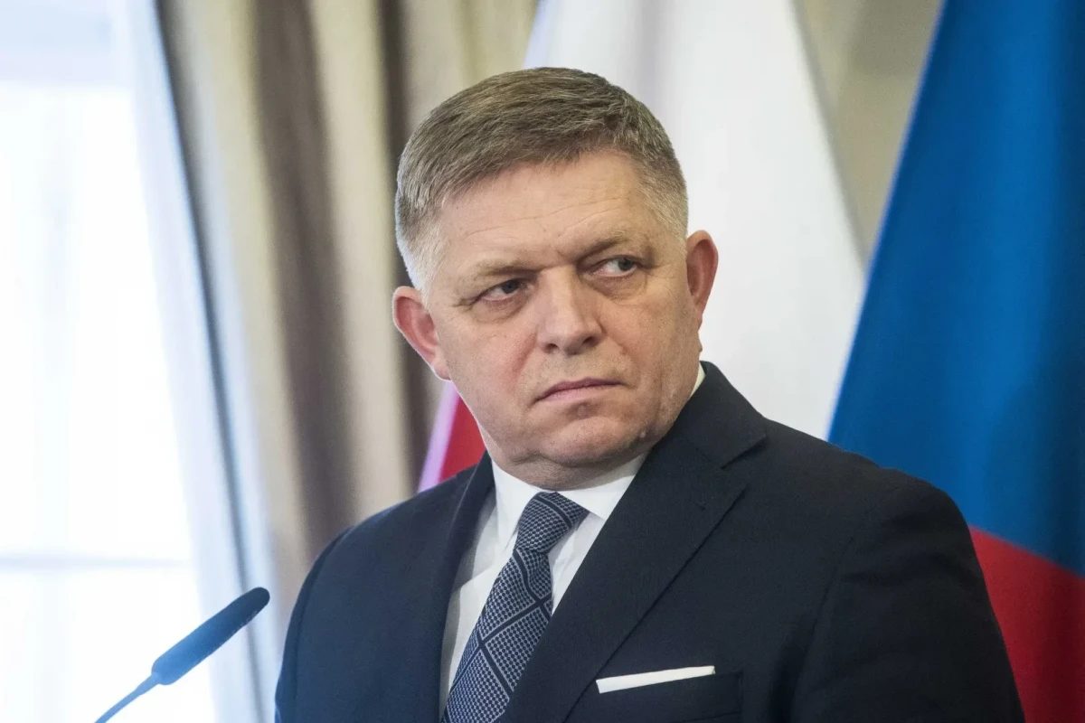 Slovakiyanın Baş naziri Robert Fitso