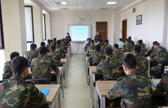 FHN İnsan hüquqları aylığı ilə əlaqədar tədbir keçirib
