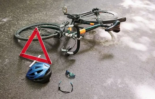 İsmayıllıda velosipedlə vurulan piyada xəstəxanada ölüb