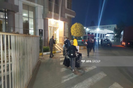 Yaponiya diplomatı, Rusiya və Qazaxıstandan olan tələbələr İrandan Azərbaycana təxliyə olunub - FOTO 
