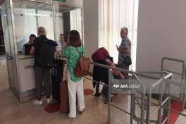 Yaponiya diplomatı, Rusiya və Qazaxıstandan olan tələbələr İrandan Azərbaycana təxliyə olunub - FOTO 