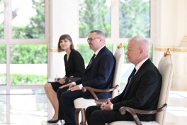 Prezident İlham Əliyev Polşanın yeni təyin olunmuş səfirinin etimadnaməsini qəbul edib