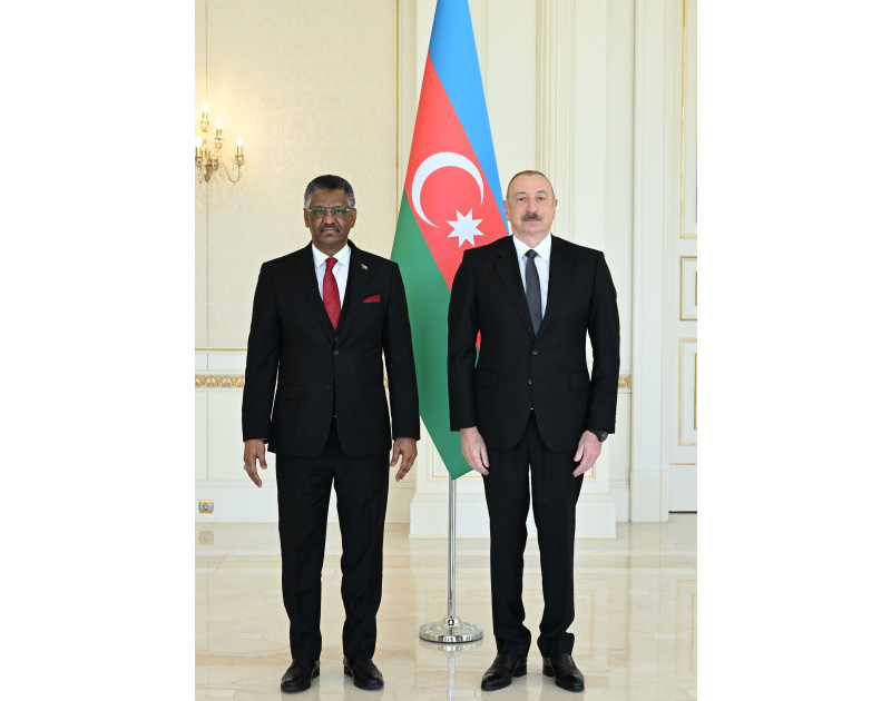Prezident İlham Əliyev Sudan səfirinin etimadnaməsini qəbul edib