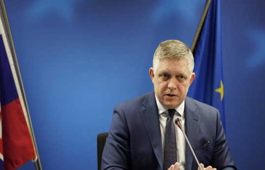 Slovakiyanın Baş naziri Robert Fitso