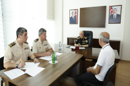 Kəmaləddin Heydərov Şamaxı şəhərində vətəndaşları qəbul edib