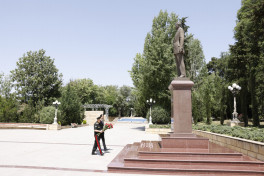 Kəmaləddin Heydərov Şamaxı şəhərində vətəndaşları qəbul edib