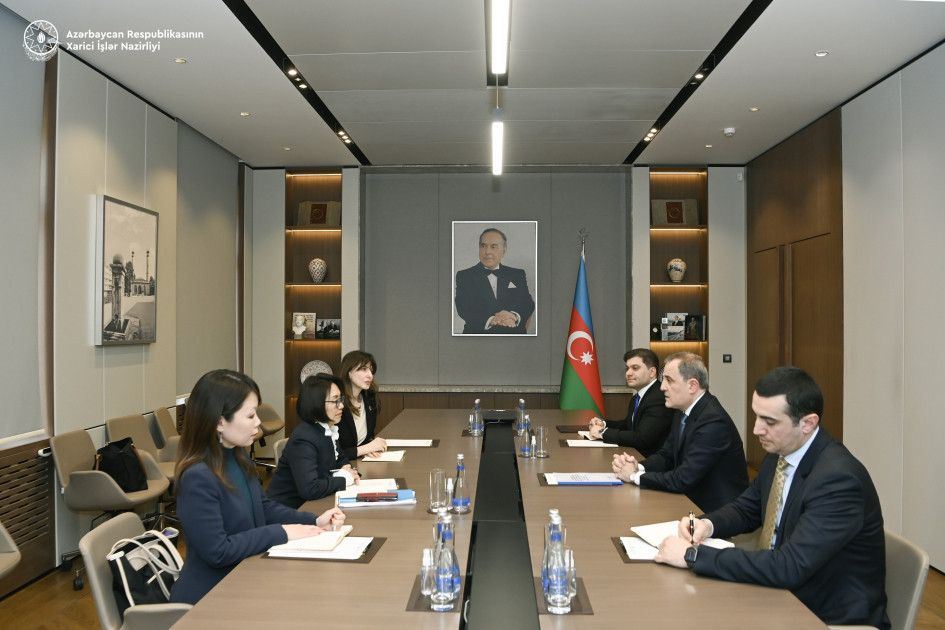 Ceyhun Bayramov Qui-Yeop Son ilə görüşüb