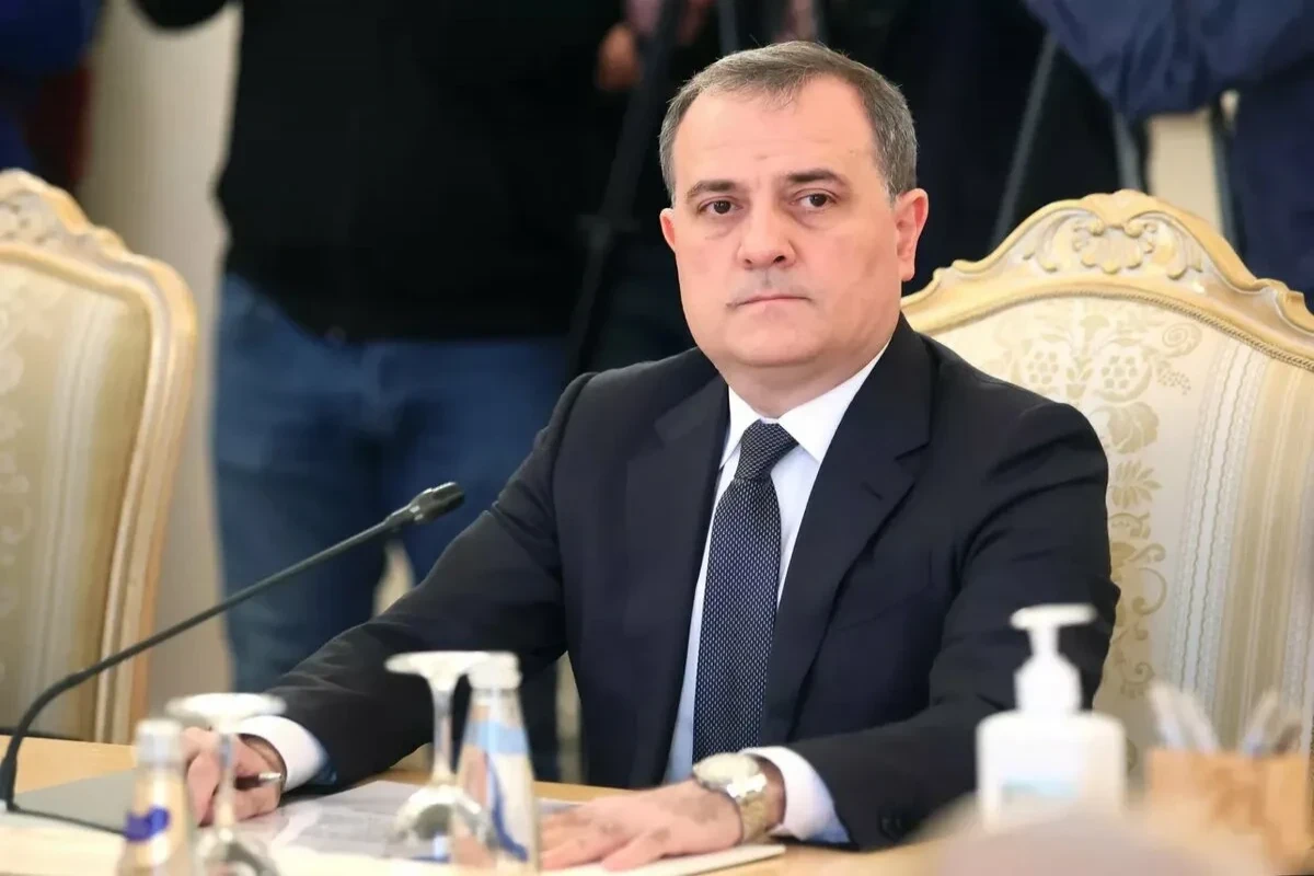 Ceyhun Bayramov D-8 İqtisadi Əməkdaşlıq Təşkilatının baş katibi ilə görüşüb