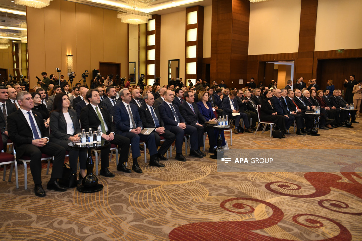 Bakıda “Stratcom Public Forum”u çərçivəsində panel müzakirə keçirilib - FOTO 
