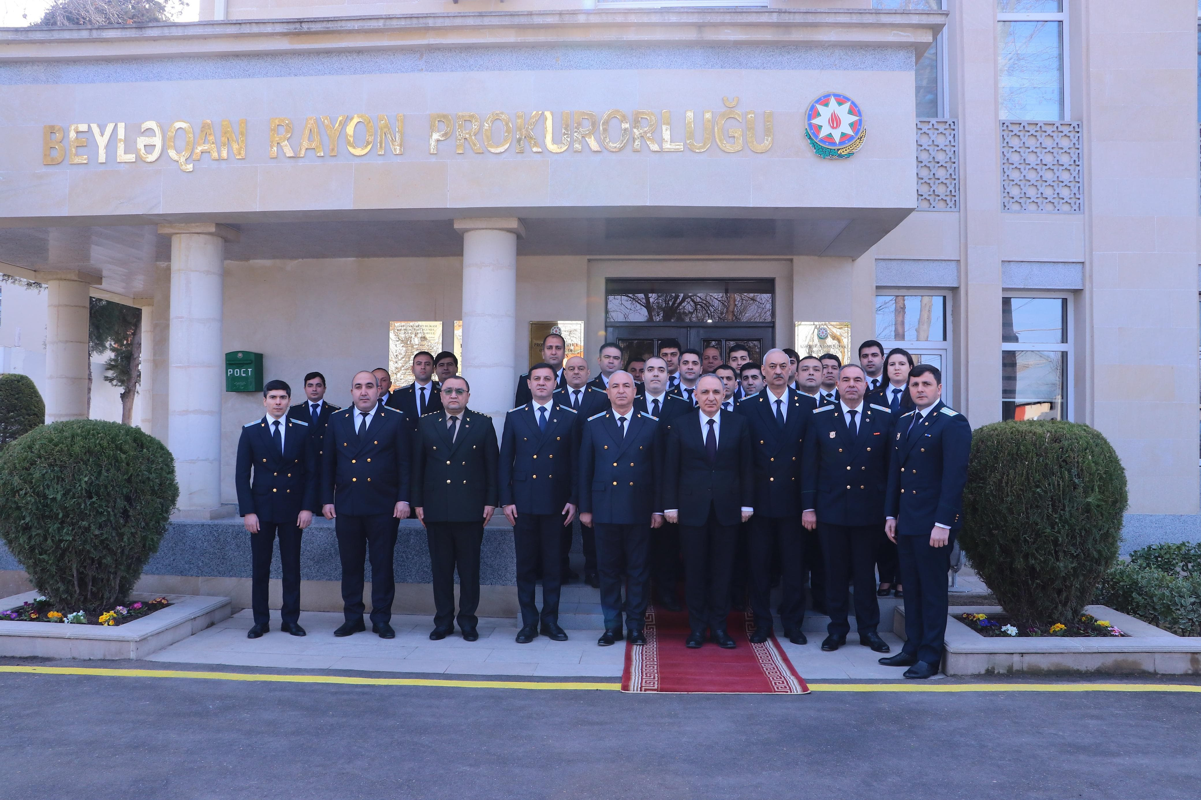 Baş prokuror Beyləqanda vətəndaşları qəbul edib