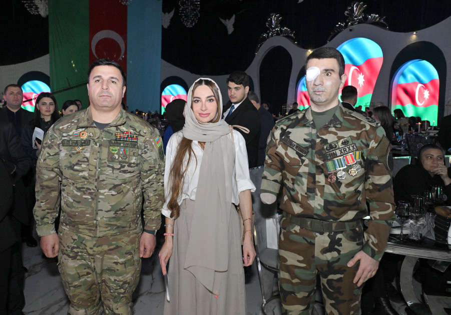 Arzu Əliyeva şəhid anaları ilə birgə iftar məclisində iştirak edib - FOTO 