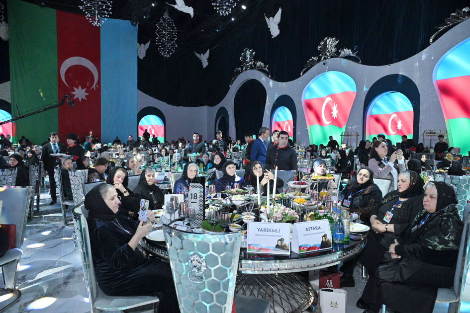 Arzu Əliyeva şəhid anaları ilə birgə iftar məclisində iştirak edib - FOTO 
