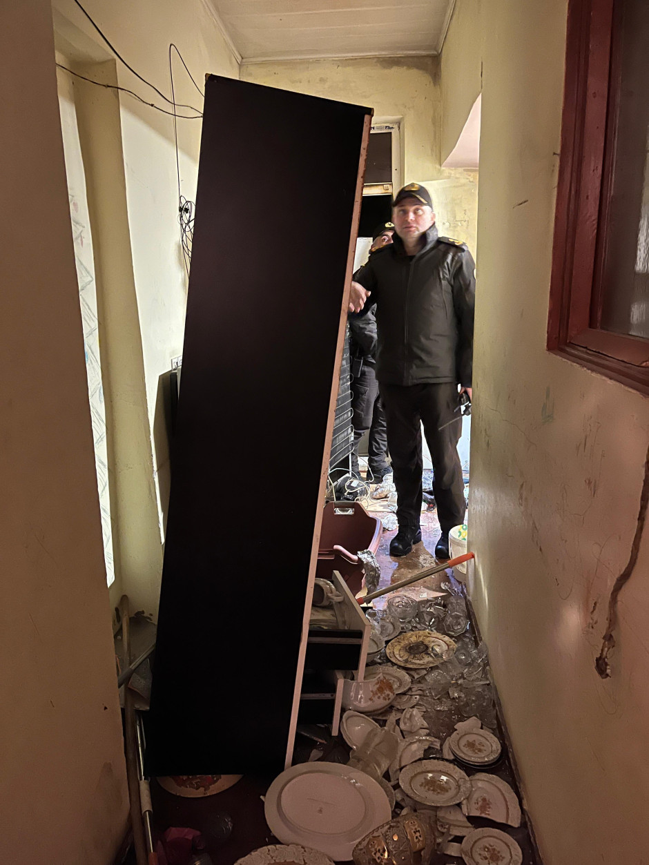 Bakıda fərdi yaşayış evində partlayış olub - FOTO - VİDEO 
