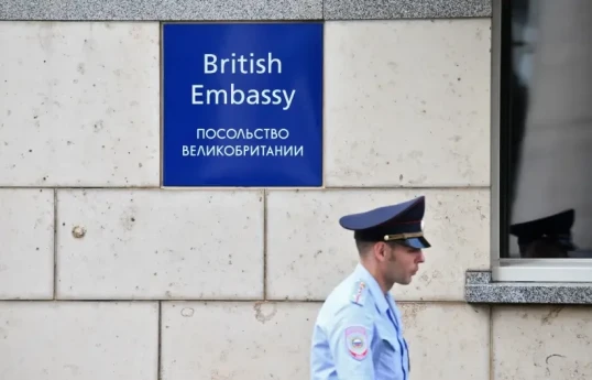 Rusiya iki britaniyalı diplomatı akkreditasiyadan məhrum edib
