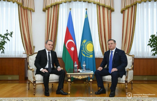 Azərbaycan və Qazaxıstan XİN rəhbərləri görüşüb