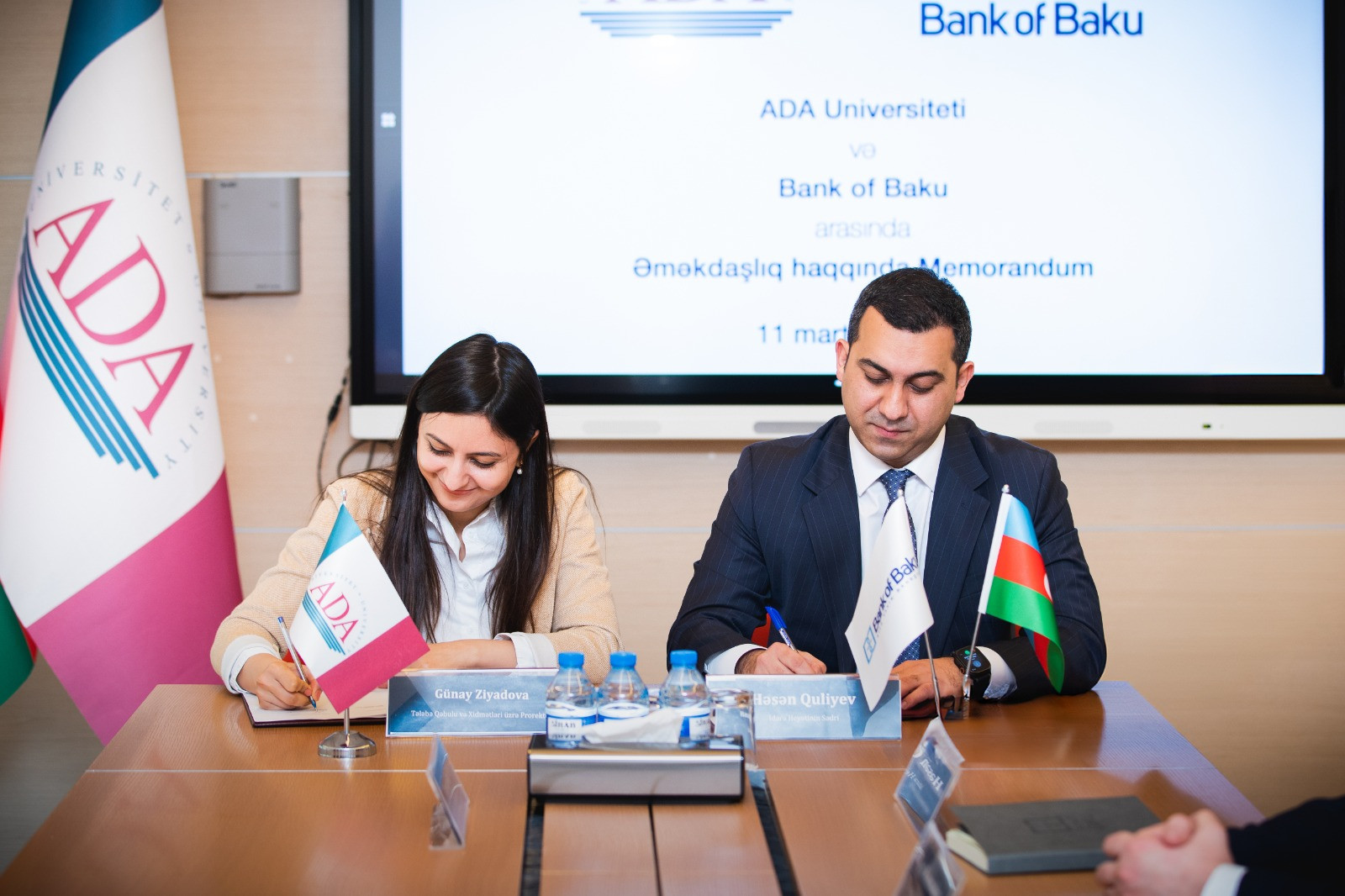 Bank of Baku və ADA Universiteti memorandum imzalayıb: mini MBA proqramı təşkil ediləcək - FOTO 
