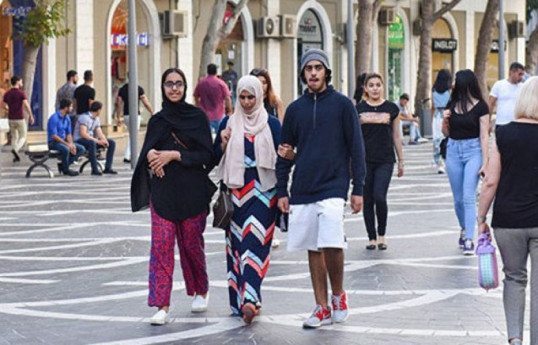 Azərbaycanda qanuni əsaslarla yaşayan əcnəbilərin sayı artıb