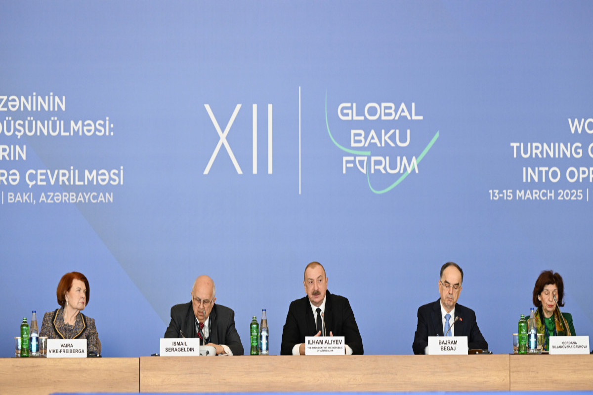 Prezident erməni diasporunu dəstəkləyən korrupsiyaya uğramış siyasətçilərdən danışıb