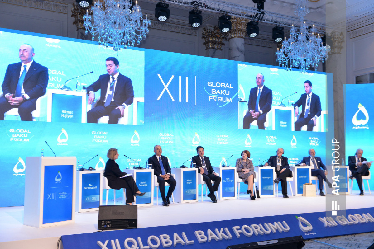 XII Qlobal Bakı Forumu çərçivəsində panel müzakirə keçirilib - FOTO 