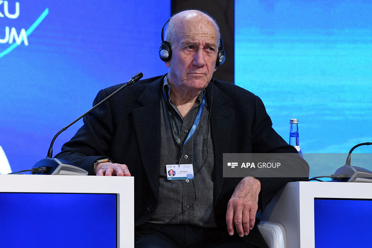 İsrailin sabiq Baş naziri Ehud Olmert