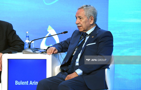 Bülent Arınç: Ermənistan sülhə razılaşmalıdır