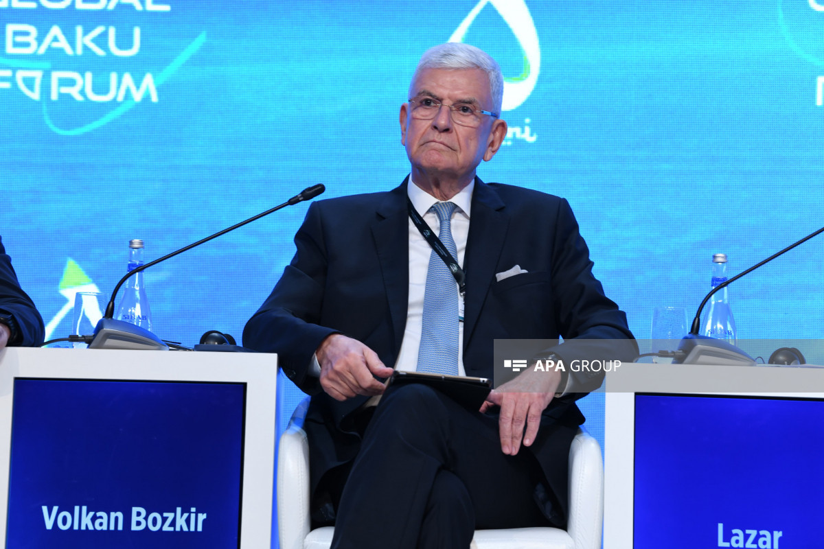 Sabiq Baş nazir: Azərbaycanın azad edilmiş ərazilərdə bərpa işləri dünya üçün model ola bilər - FOTO 