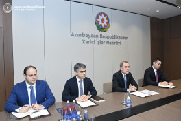 Ceyhun Bayramov diplomatik missiyası başa çatan Fələstin səfirini qəbul edib